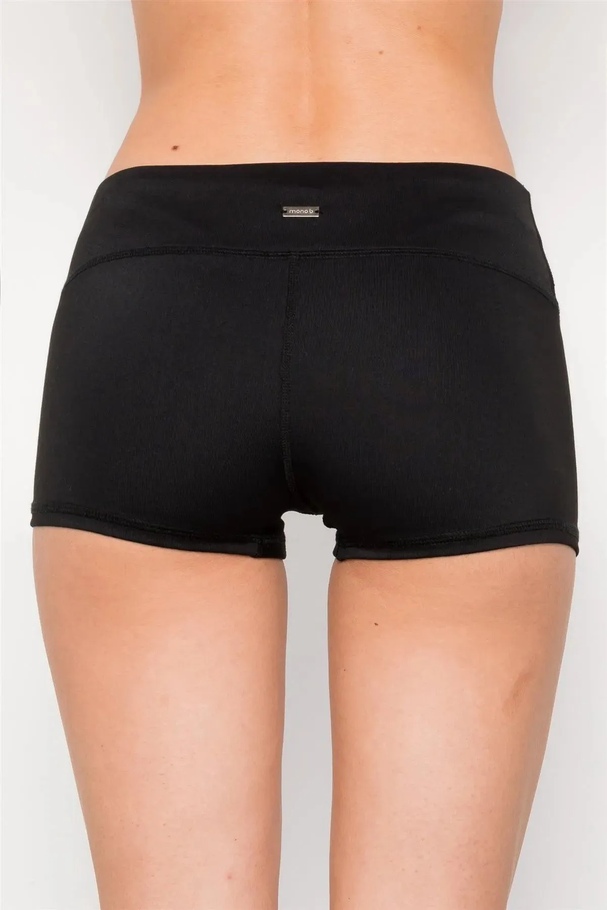 Black Mid Rise Stretchy Sport Short / 2-2-2