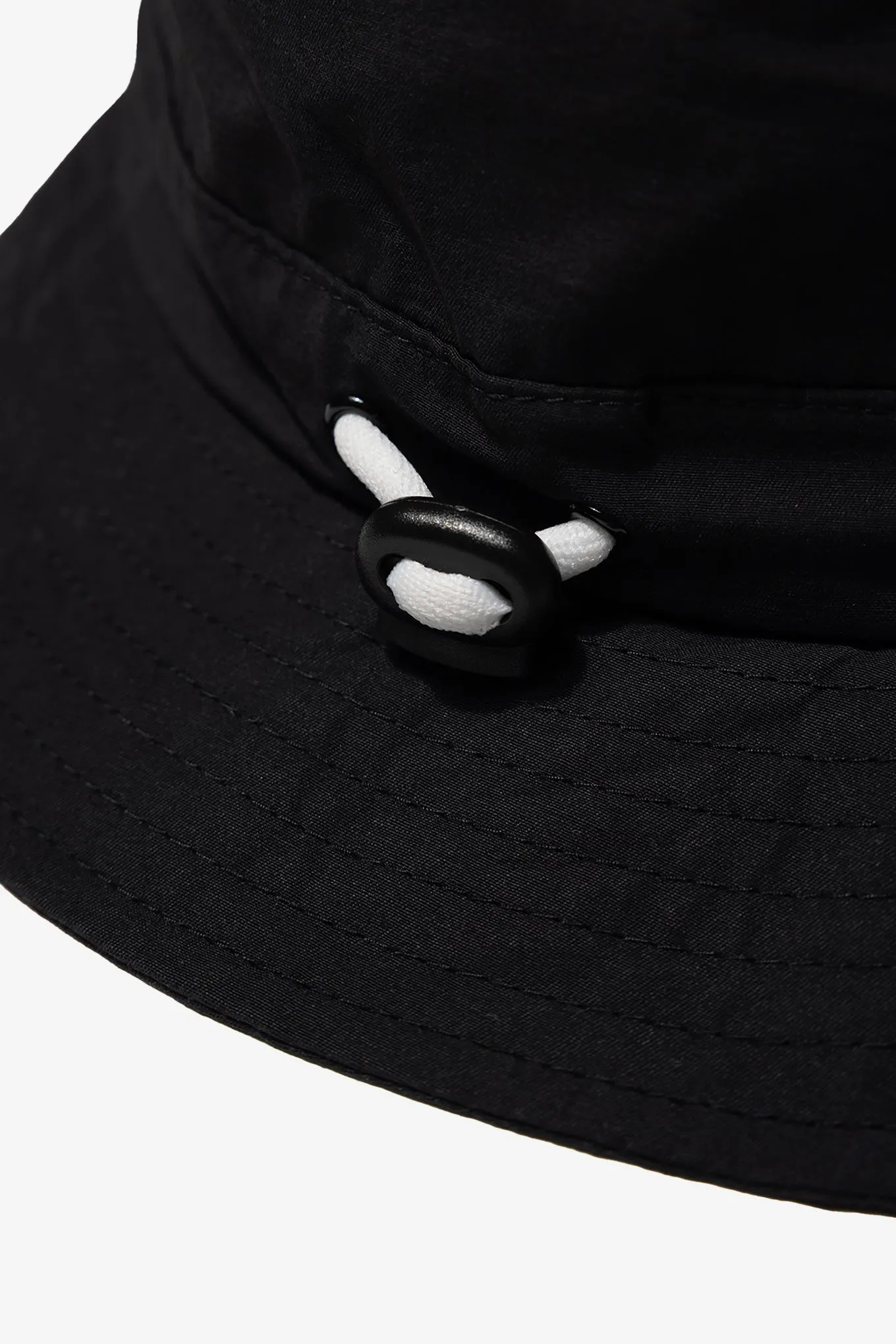 BOLD CENTURY BUCKET HAT