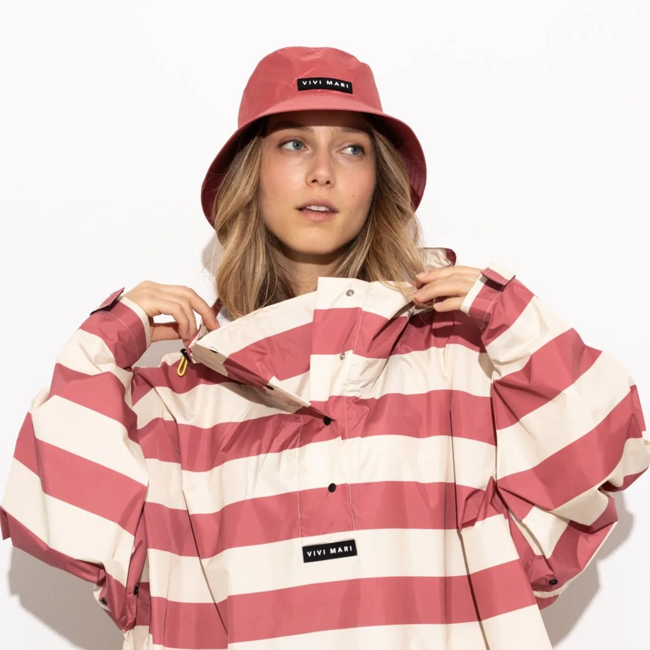 Bucket Hat solid blush